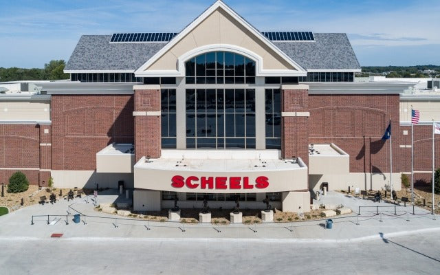 Lincoln_Scheels.jpg