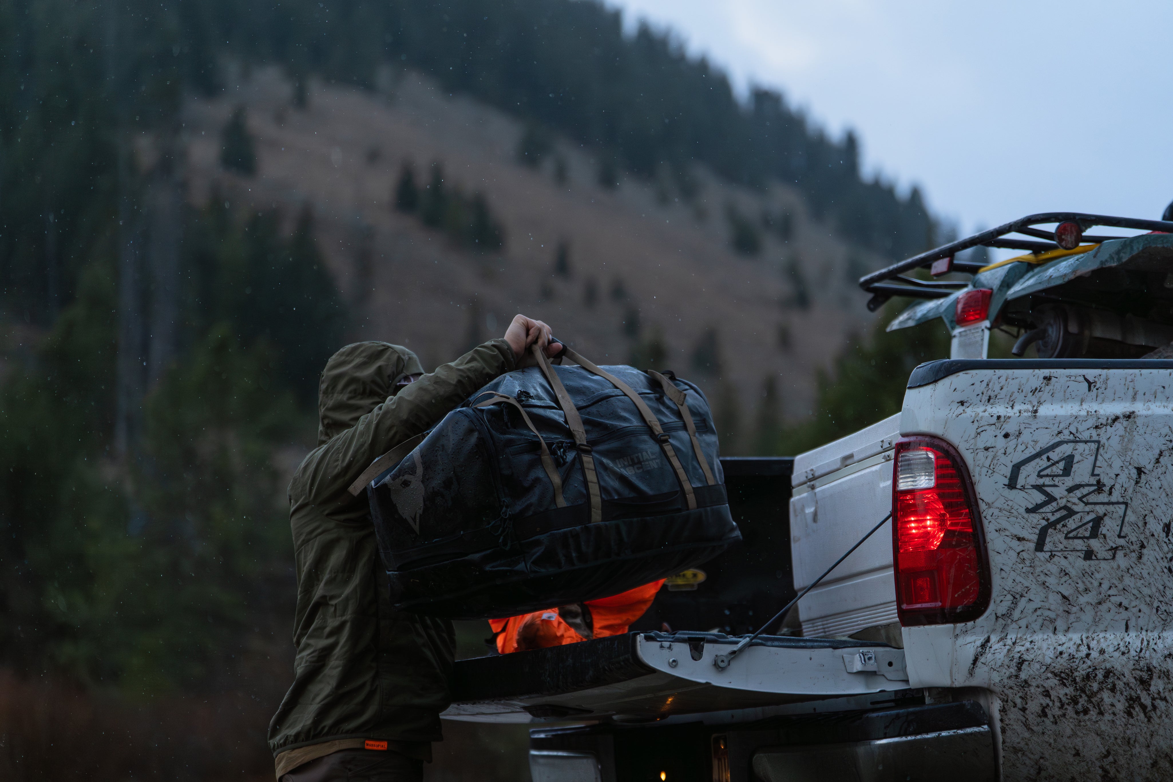 montana-deer-hunt-idahunt279_e68fd6a3-2716-4814-8d76-98b964f99e80.jpg
